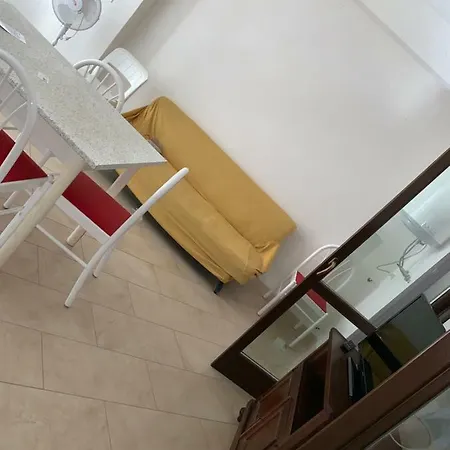 度假居 Bilardello *