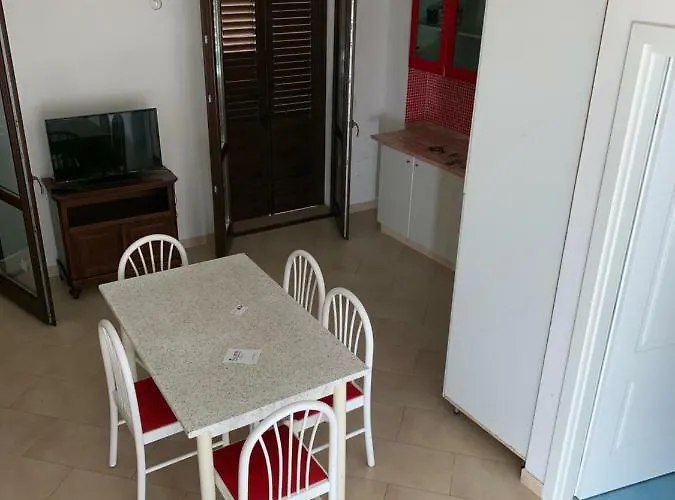 度假居 Bilardello *